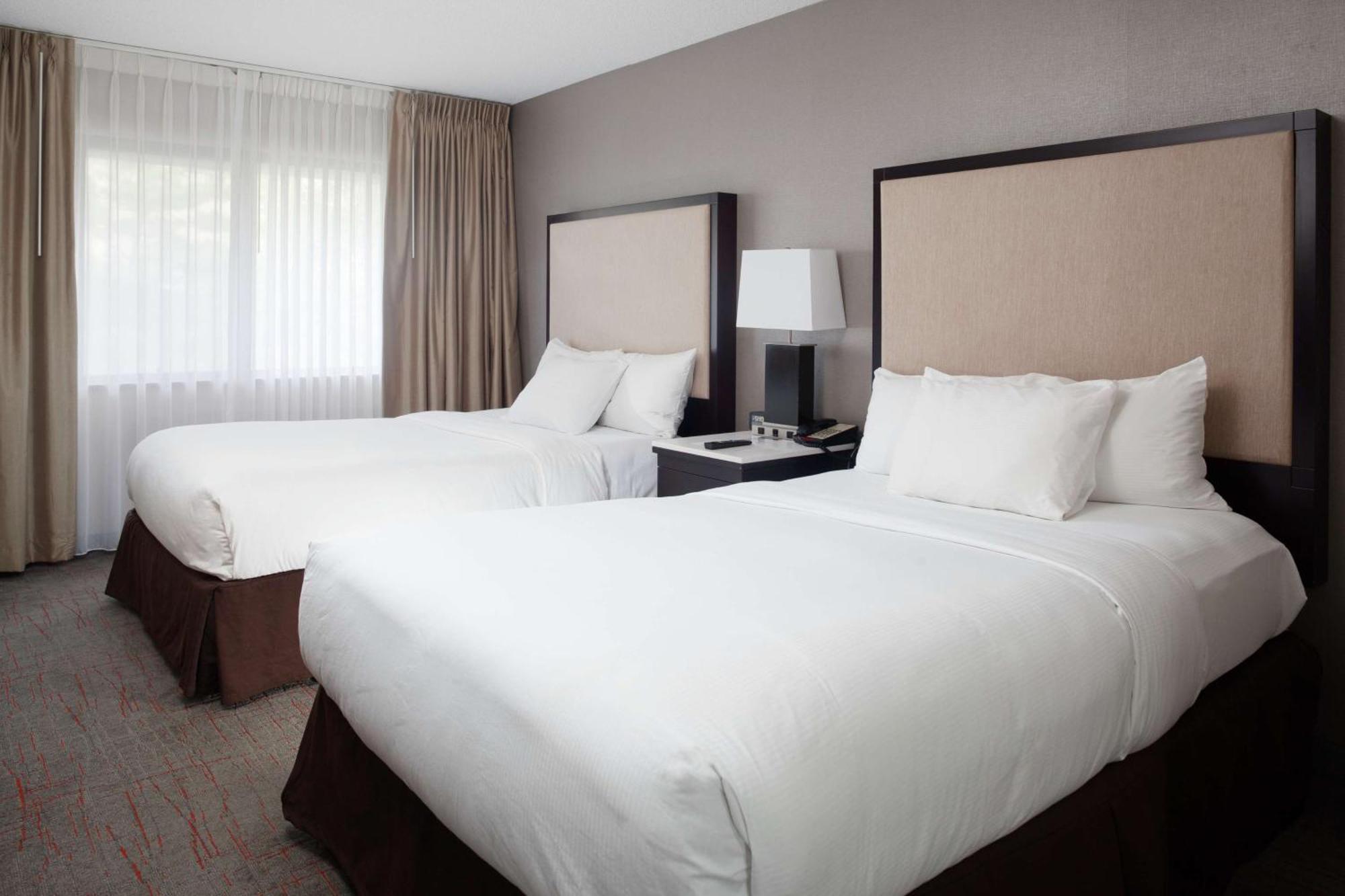 Doubletree Suites By Hilton Dayton/Miamisburg Exterior foto